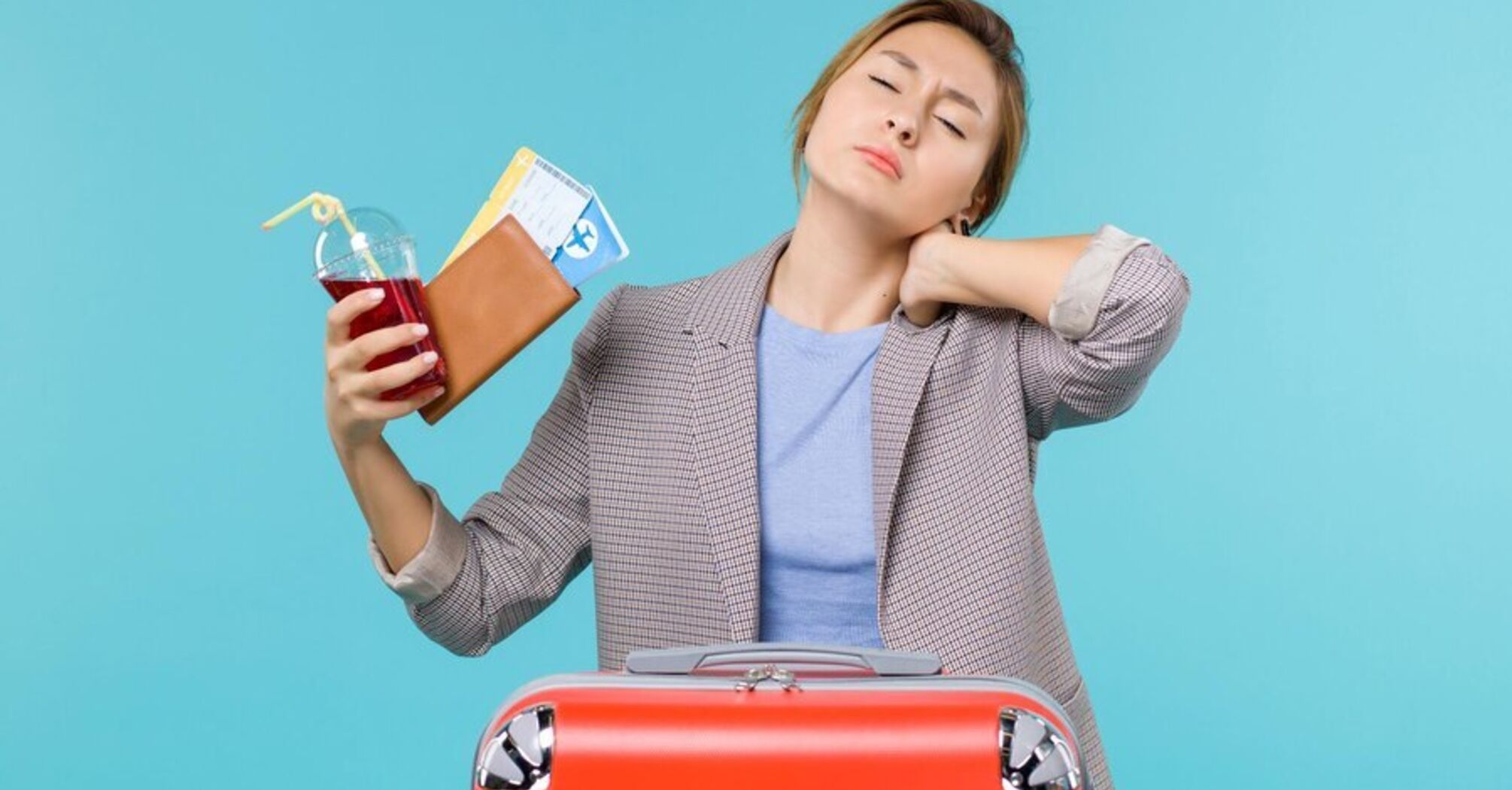 Here are 5 reasons to travel with hand luggage only