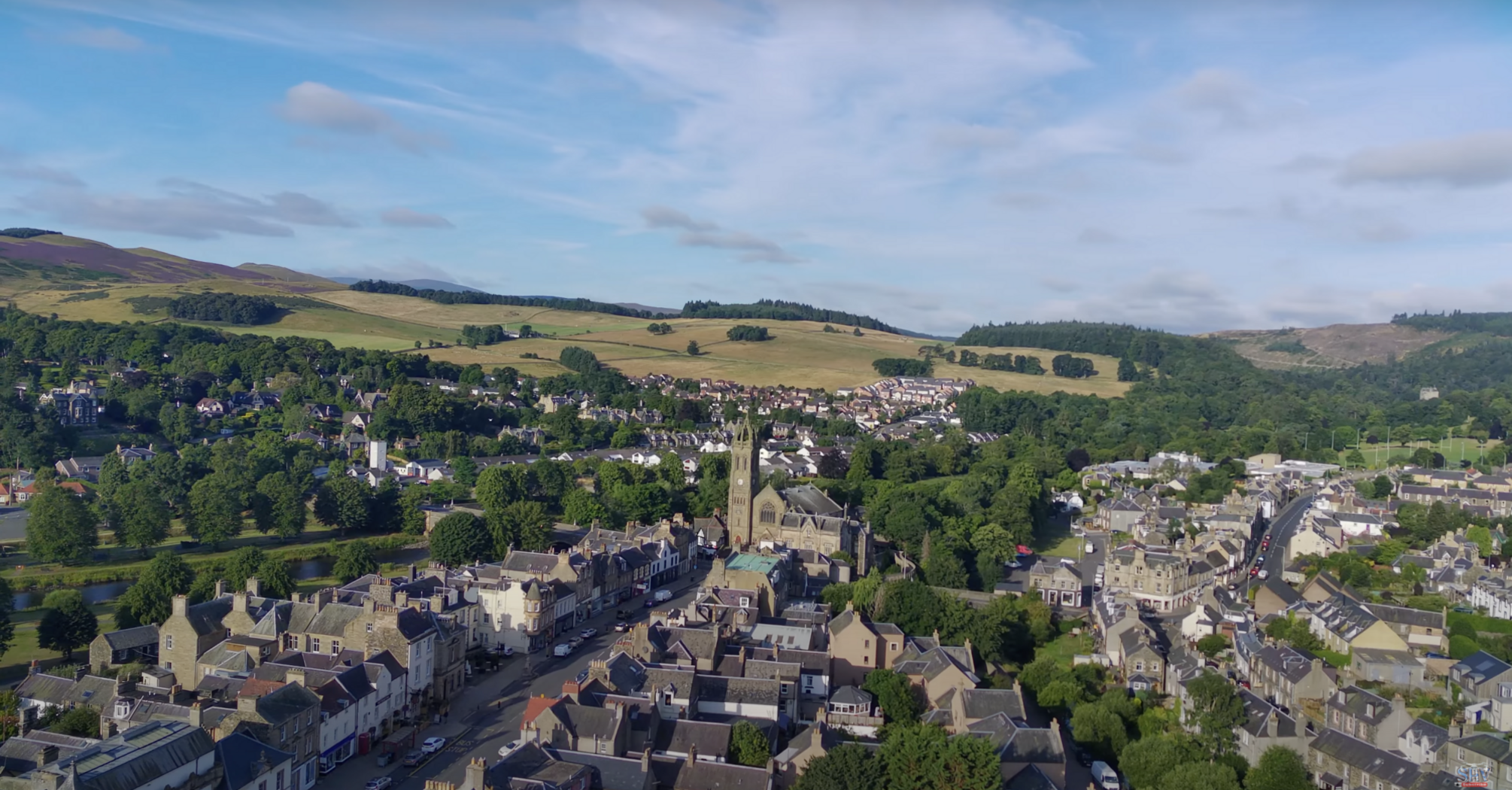 A fairy-tale town surrounded by hills: why you should visit Peebles in Scotland