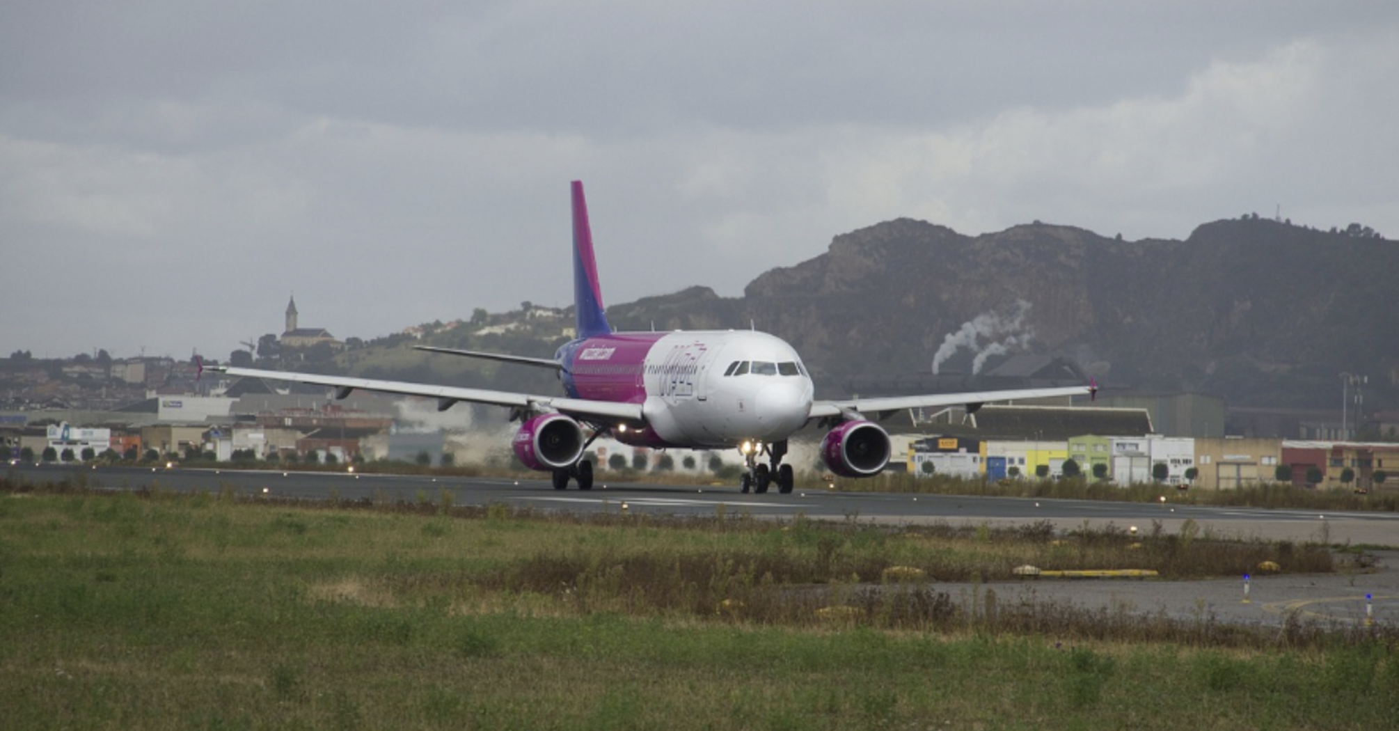 Wizz Air passengers may face disruptions and delays due to strikes: dates announced