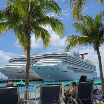 How to save money on a cruise vacation: a well-known carrier gives advice
