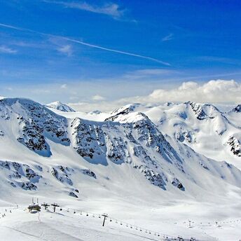 Ski resorts that are not affected by warming: where to go in winter