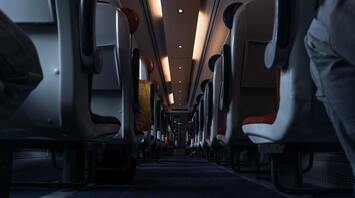 A passenger showed a clever trick to get rid of neighbors on an airplane