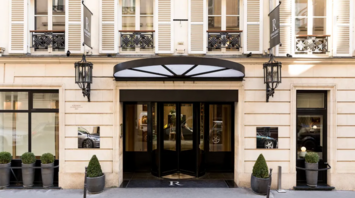 Easy Escapes: Renaissance Paris Vendôme is a hotel with a touch of high fashion
