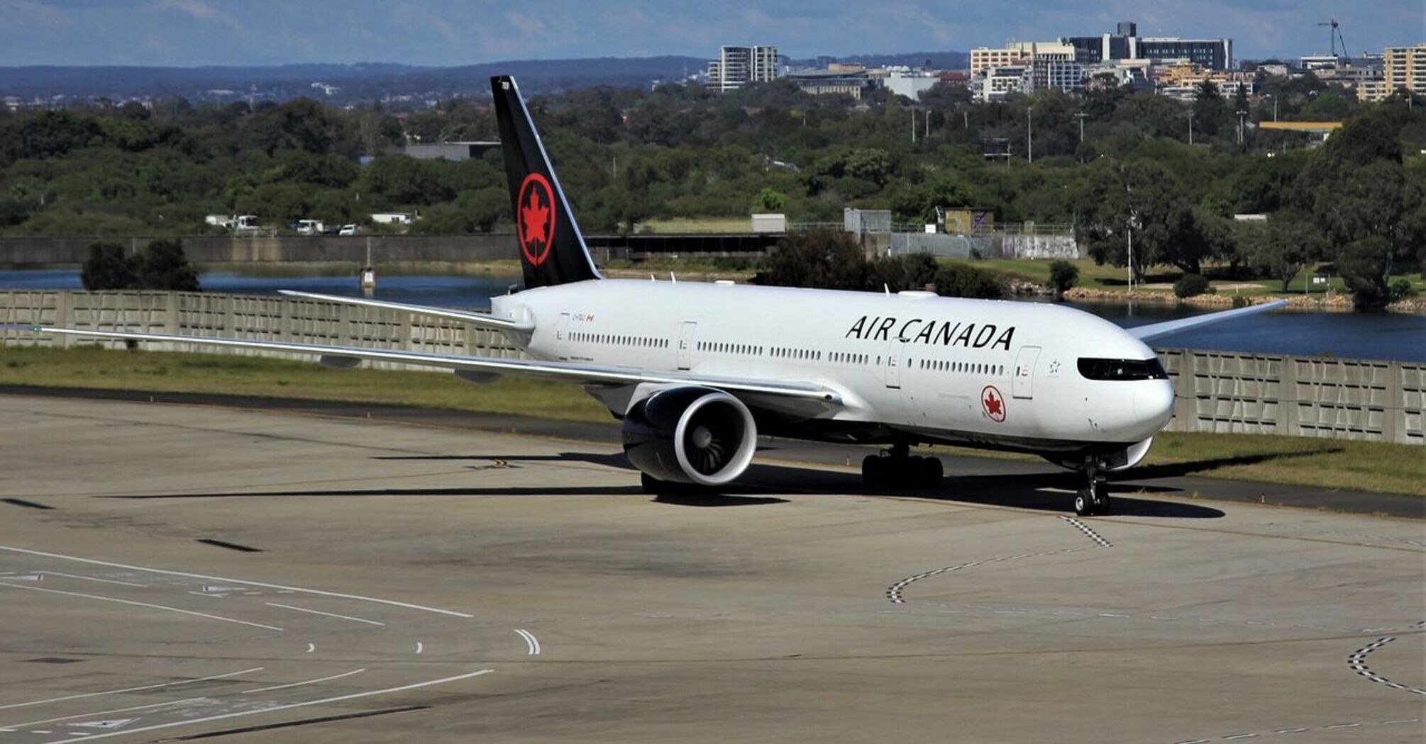 Passengers were removed from the plane because they refused to sit in seats covered with vomit: Air Canada outraged online