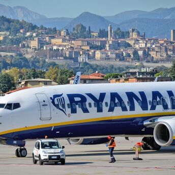Ryanair announced the launch of new flights to Portugal