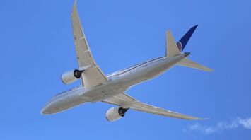 Boeing 787 crossed the Atlantic for the first time using environmentally friendly fuel