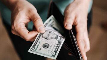 Five zodiac signs will face financial challenges this week