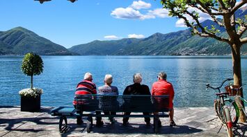 10 tips for traveling solo after retirement