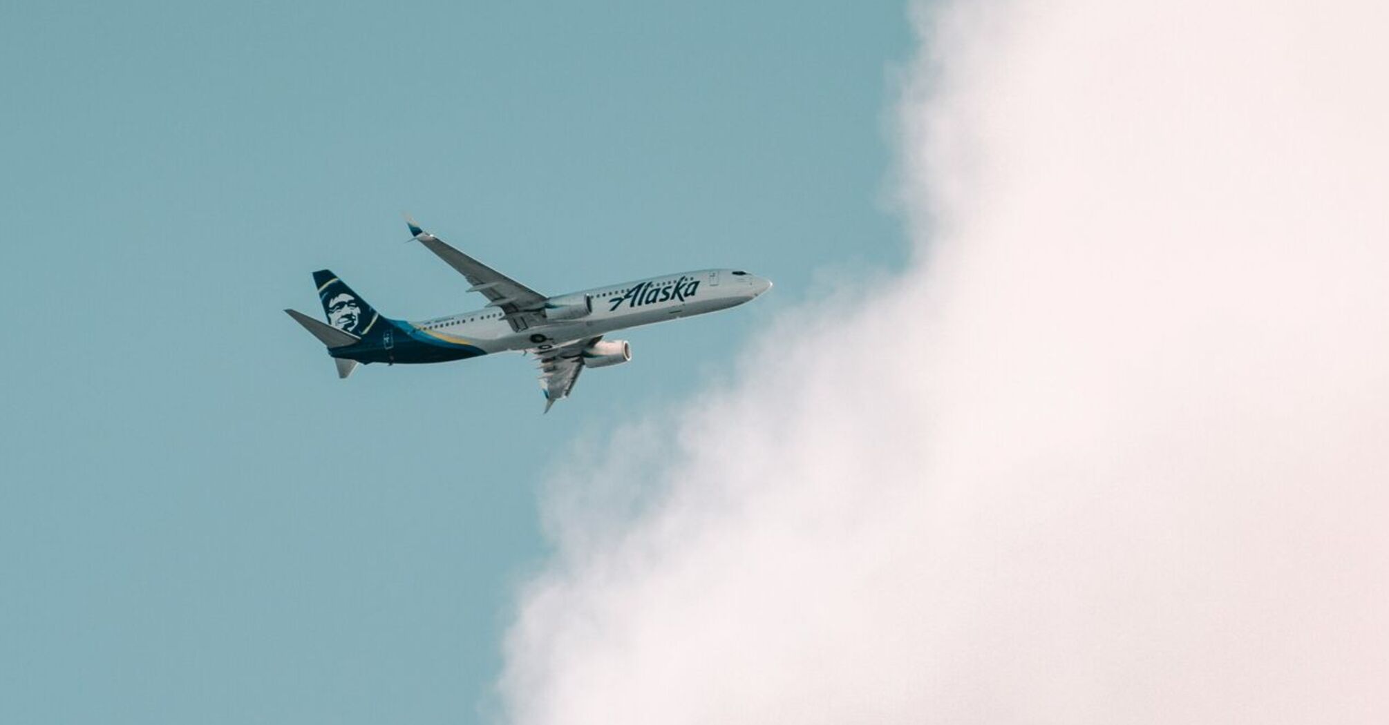 Boeing 737 Max 9 returns to the sky: Alaska Airlines resumes flights after inspections