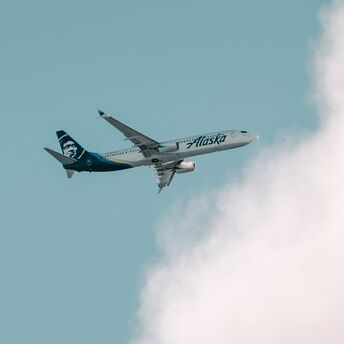 Boeing 737 Max 9 returns to the sky: Alaska Airlines resumes flights after inspections