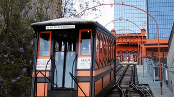 This train is more than 100 years old and a ticket costs $ 1: visit the Angel Flight Railroad in Los Angeles