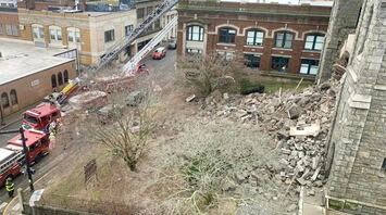 First Congregationalist Church bell tower collapses