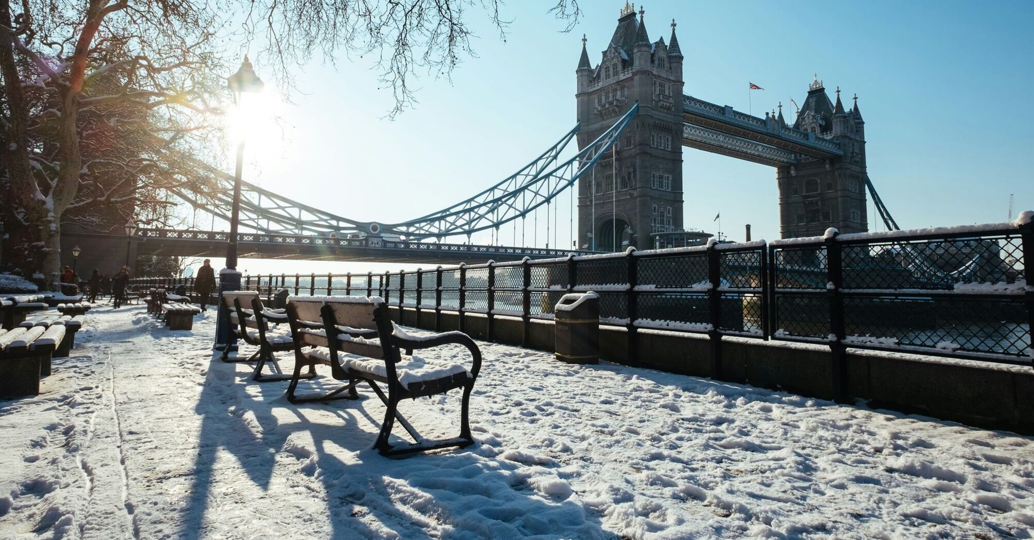 Forecasters warned that a sharp cold snap, snow and strong winds are coming to the UK
