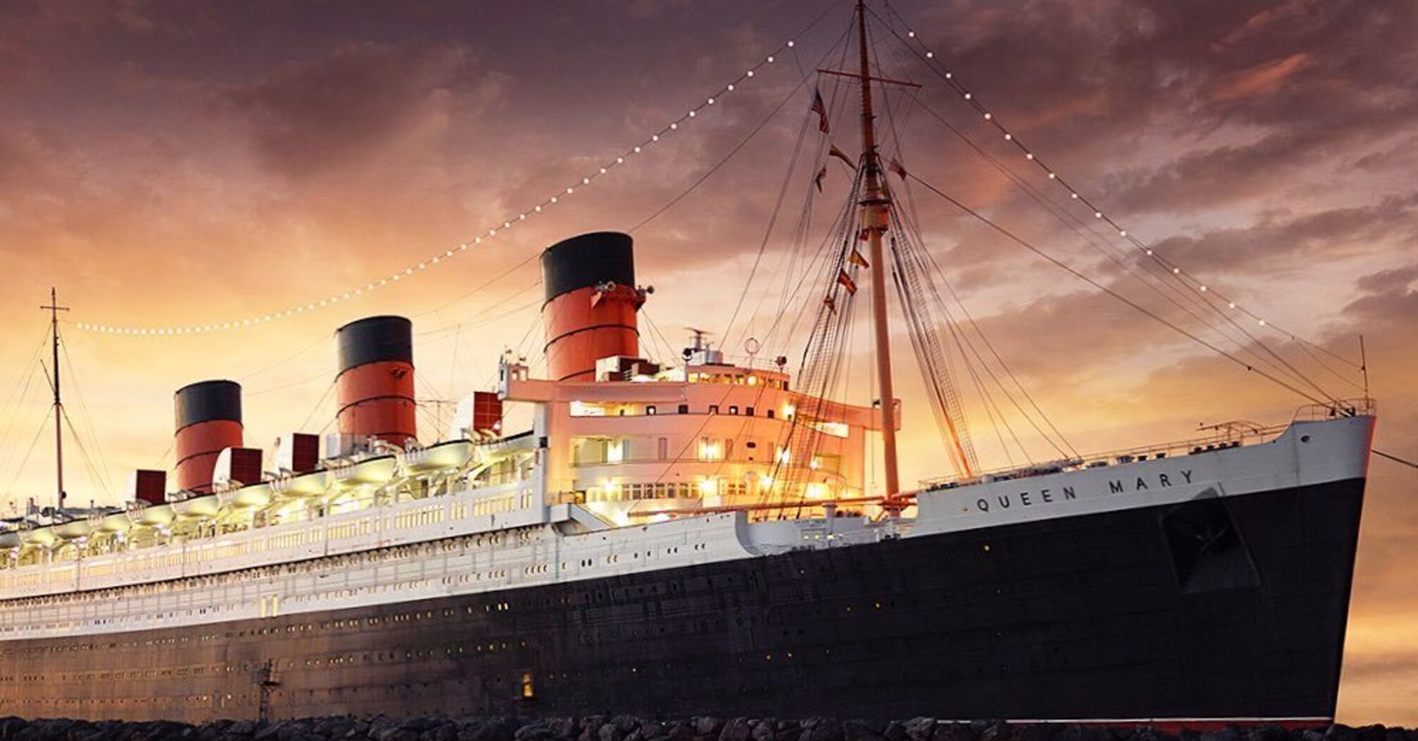 Mystical haunted hotel in America. Stop at the ship "Queen Mary," California state