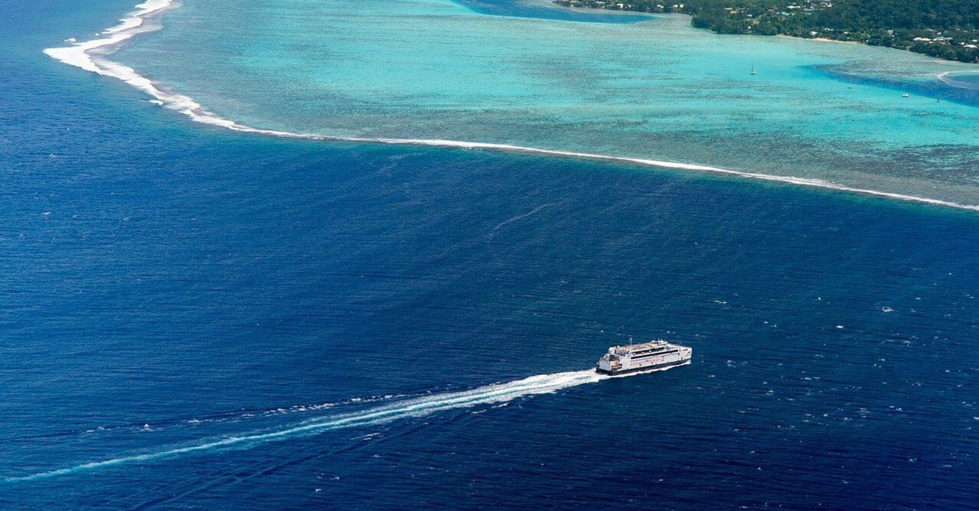 Mass cruise tourism in French Polynesia: Profit vs. ecology