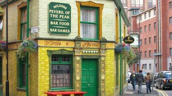 Luxury hotels in Manchester: top 10 luxury class places for an English vacation