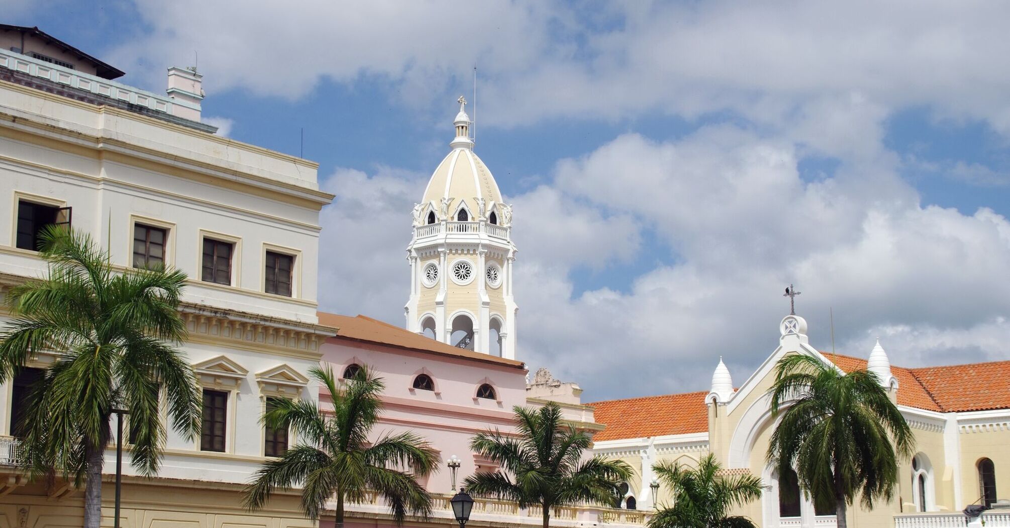 Traditional food in the middle of two Americas: Vegetarian dishes of Panama worth tasting