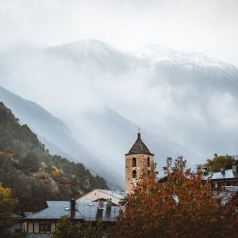 Mountain views, waterfalls and ancient architecture: 16 best European villages for traveling in 2023