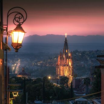 The cheapest way to fly to San Miguel de Allende and see the winner of 2 of the world's most beautiful cities