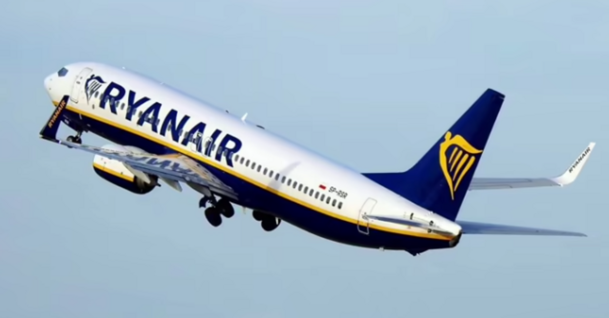 Ryanair airplane