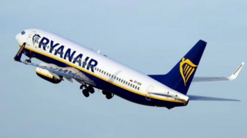 Ryanair airplane