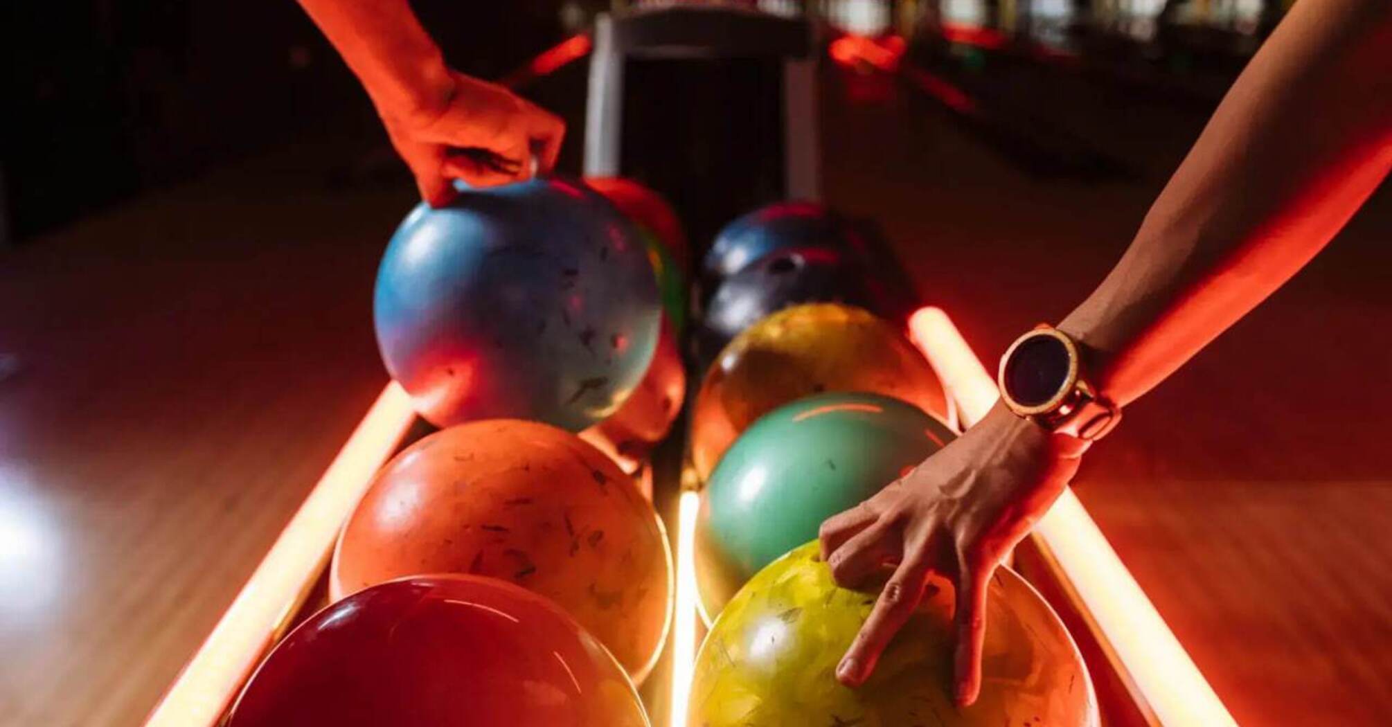 Best Places for Bowling in Los Angeles: A Guide to Fun Activities