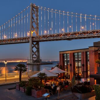 Discover the Best Bars in San Francisco: Top Places to Grab a Drink