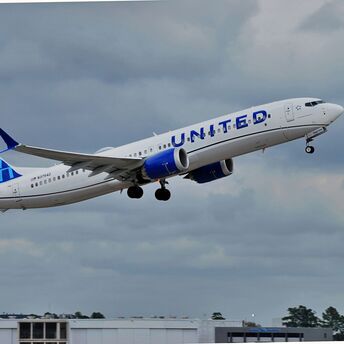 IAH Terminal C Departure, Houston, TX, USA