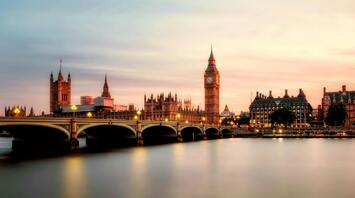 Westminster Bridge and Big Ben at sunset in London