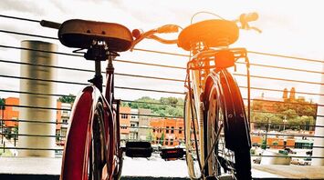 Instead of candlelit dinner: 4 best destinations for a romantic bike trip on February 14th