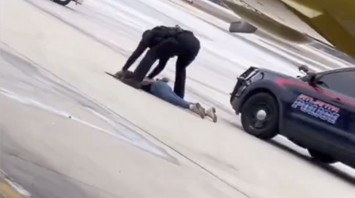 Airport chase: an officer harshly detained a woman, slamming her face to the ground, but he is praised online