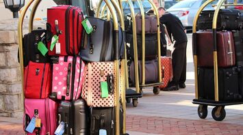 Japanese hotels offer foreign guests the opportunity to unload their luggage