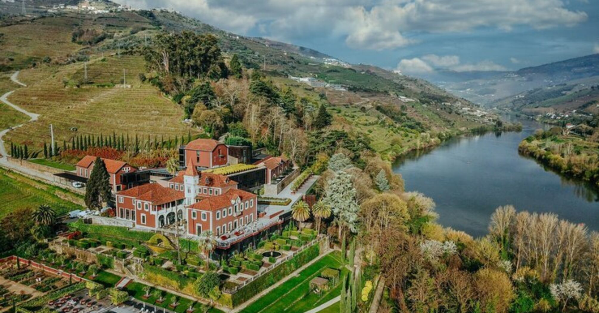 Georgia has received historic tourism revenue