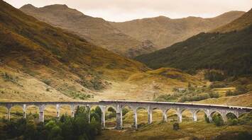Luxury train travel in the UK: Spare no expense