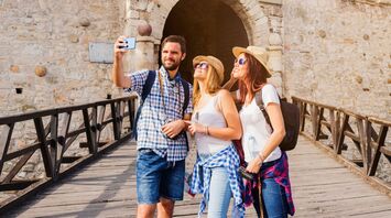 Europe imposes restrictions due to excessive tourism: here's what cities are doing