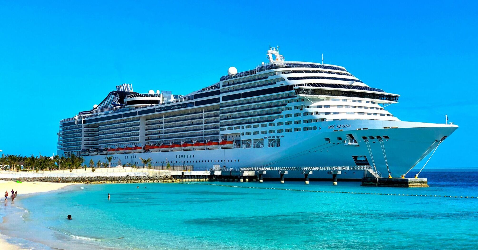 Cruise stop at Bahamas 