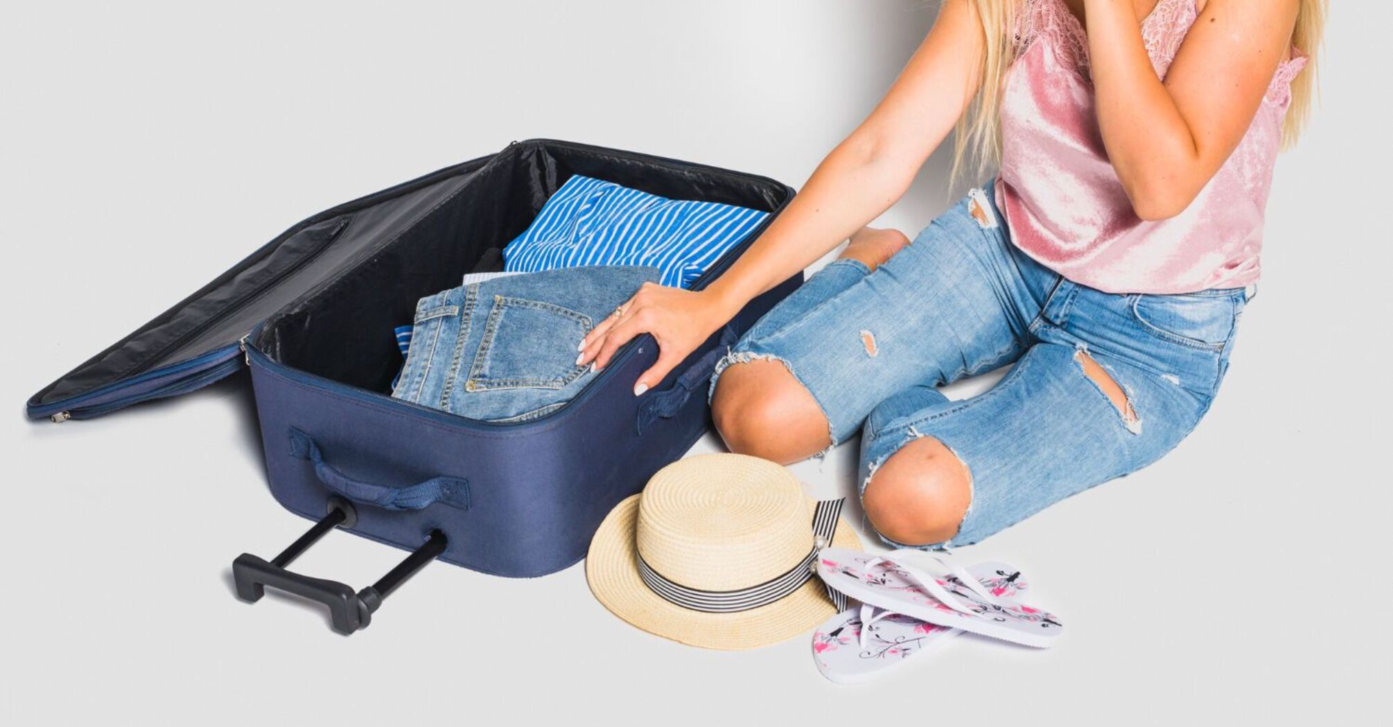 The Ryanair travel bag for £12.99 passed the airplane check: all the luggage for 2 weeks fit in
