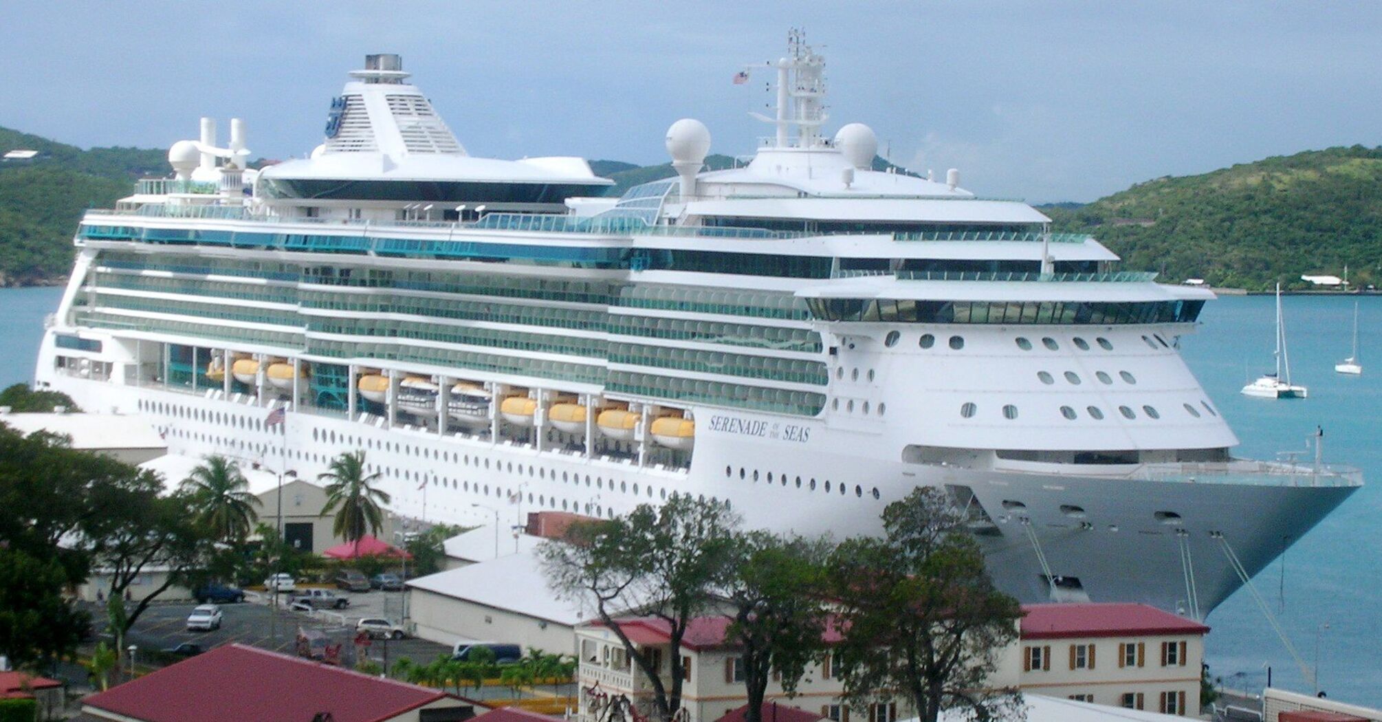 Tragedy on a world cruise: a passenger died during a tour on the Serenade of the Seas