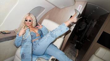 Beyoncé and Jay-Z's family jet: a nest with a kitchen and a huge bed