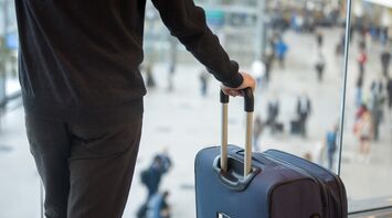 What things to take on a trip and how to pack them compactly: tips for packing carry-on luggage from the daughter of a flight attendant