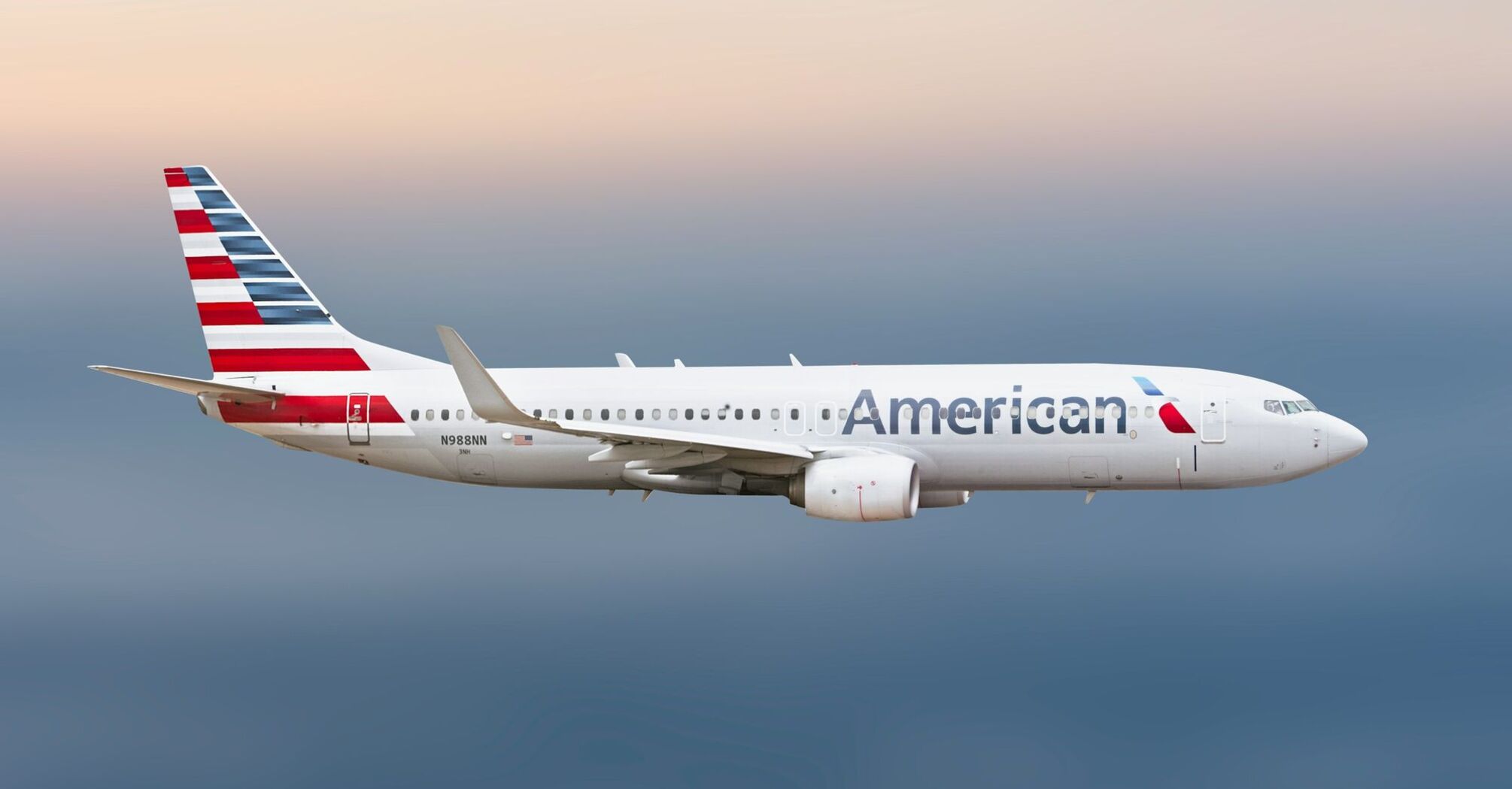 American Airline’s Boeing 738 in the air