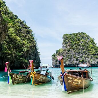 Thailand launches a 50,000 Thai baht compensation programme for tourists who may be injured while travelling