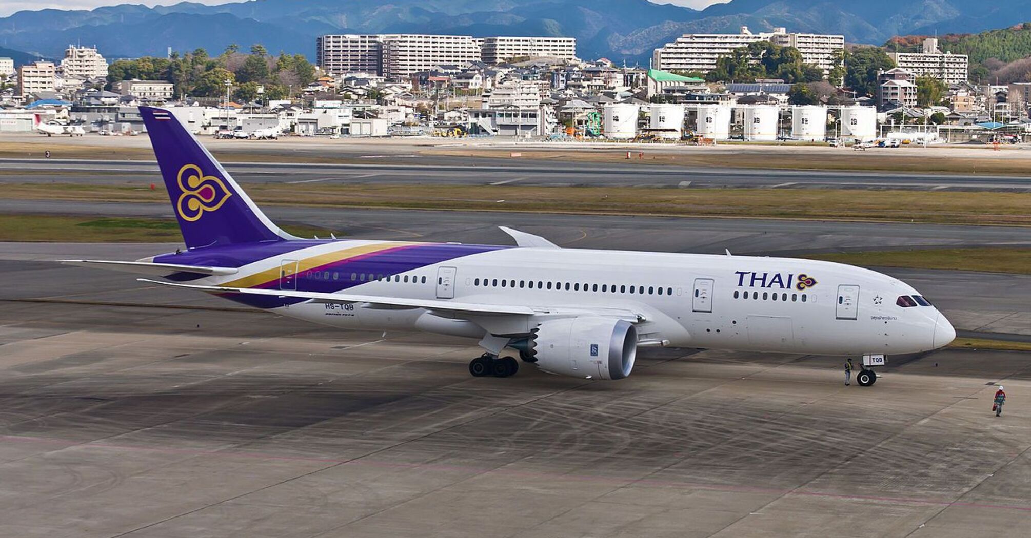 Boeing and Thai Airways have signed a historic deal at the Singapore Airshow