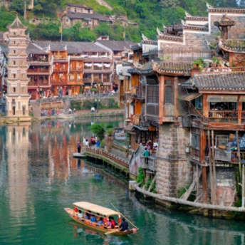 Top 10 picturesque lakeside cities in Asia