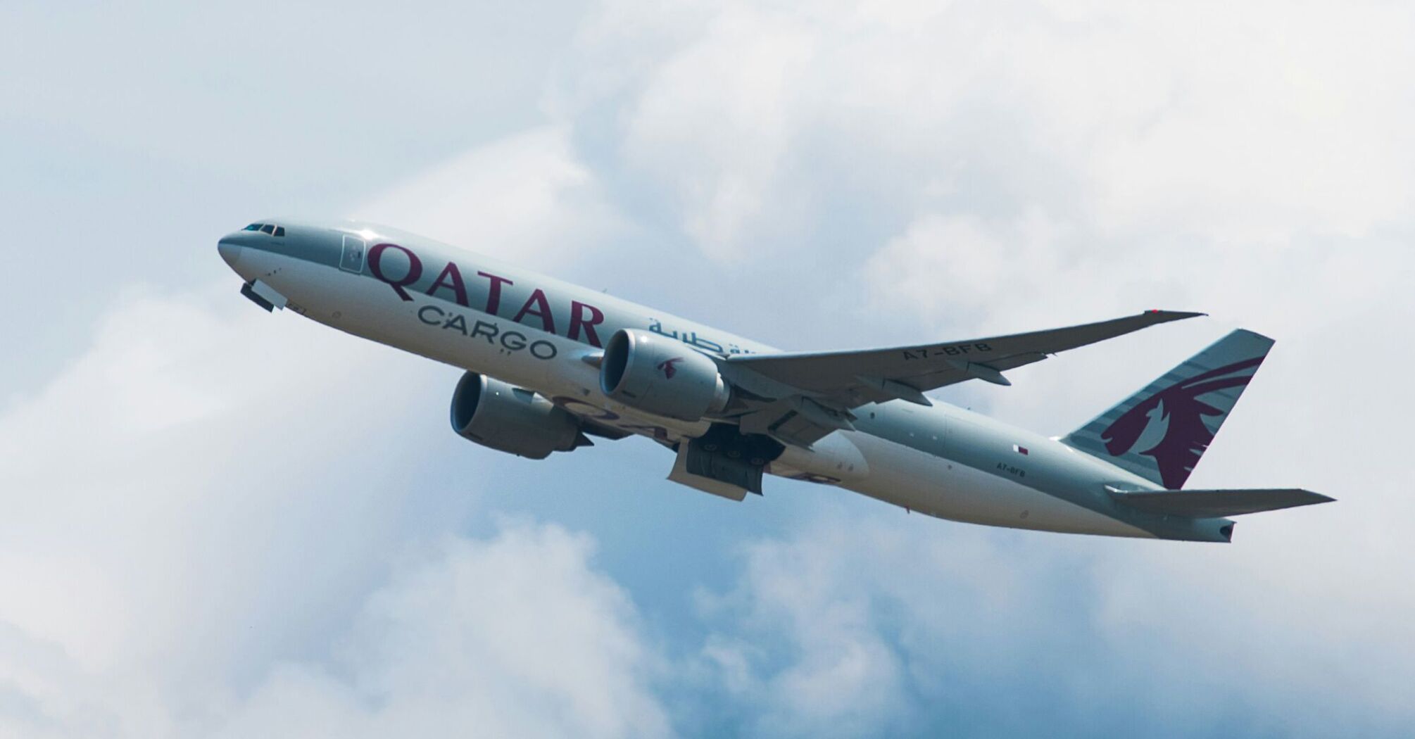 Qatar airways plane takes off