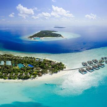 Weather in the Maldives in March 2024 and the best places to stay