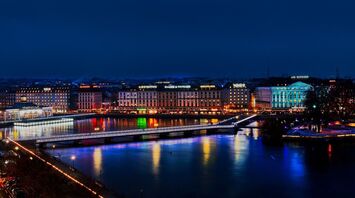 A paradise for budget travelers: which city in Europe offers free use of buses, trains and boats