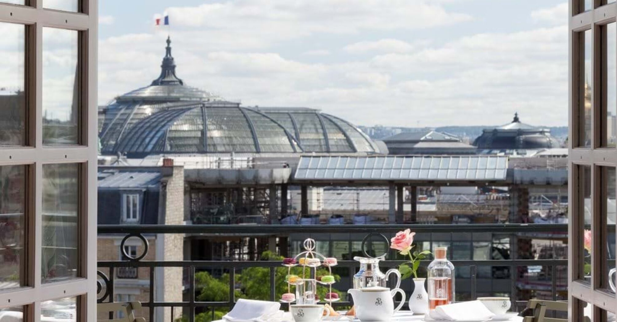 Top 12 family-friendly hotels in Paris: how to turn a family vacation into a grand experience
