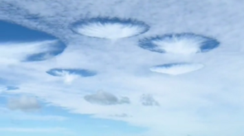 Clouds in the form of UFOs were spotted near Florida