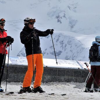 Top 12 ski resorts near New York: winter vacation at altitude